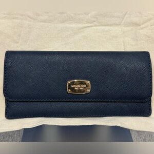 Navy Michaell Kors Wallet